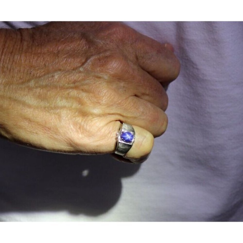 Mens 10k White Gold Lab Created Star Sapphire Ring Size 7 Pinky Ring - Picture 2 of 10